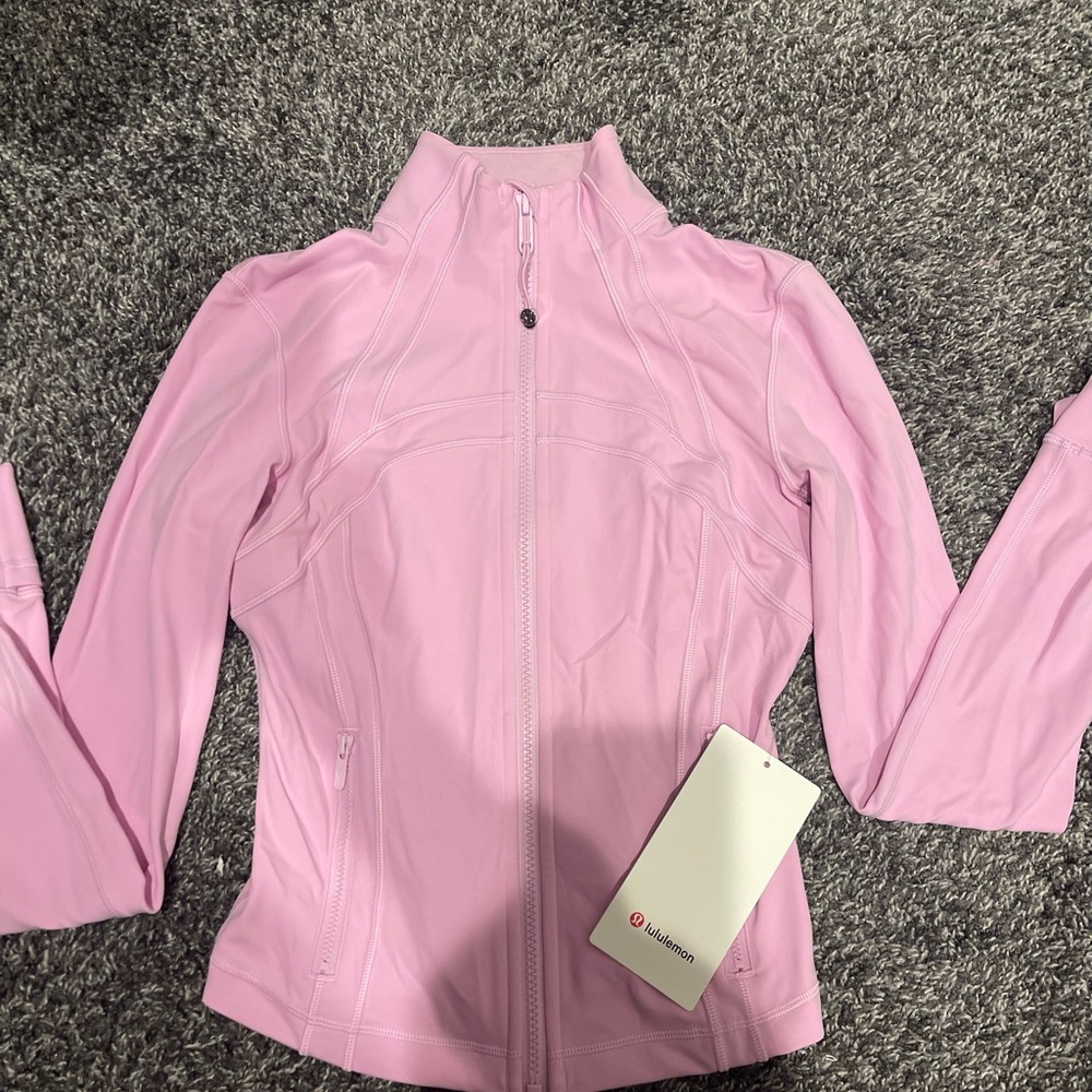 NWT Lululemon define jacket Nulu size 4